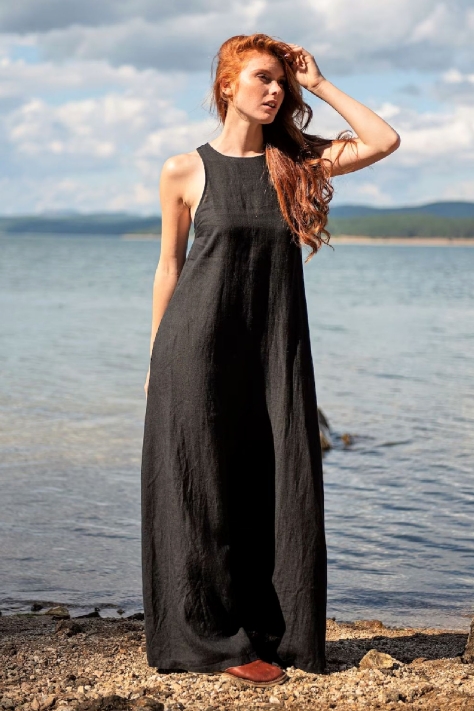 Αμάνικο λινό μάξι φόρεμα με καπίστρι πλάτη